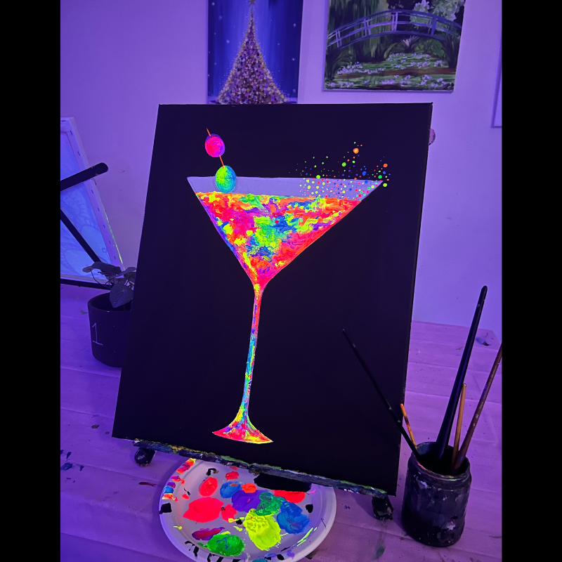 Crisp Neon Paint And Sip Picture in 4K Crisp Neon Paint And Sip Picture in 4K